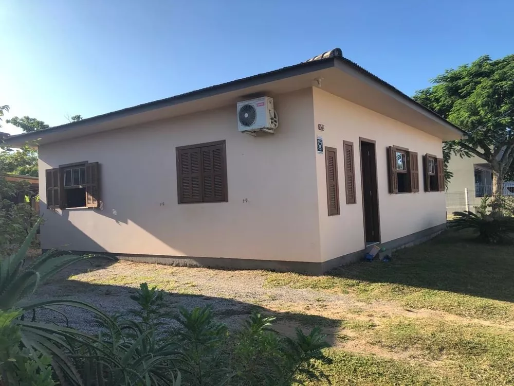 Casa à venda com 5 quartos, 160m² - Foto 3