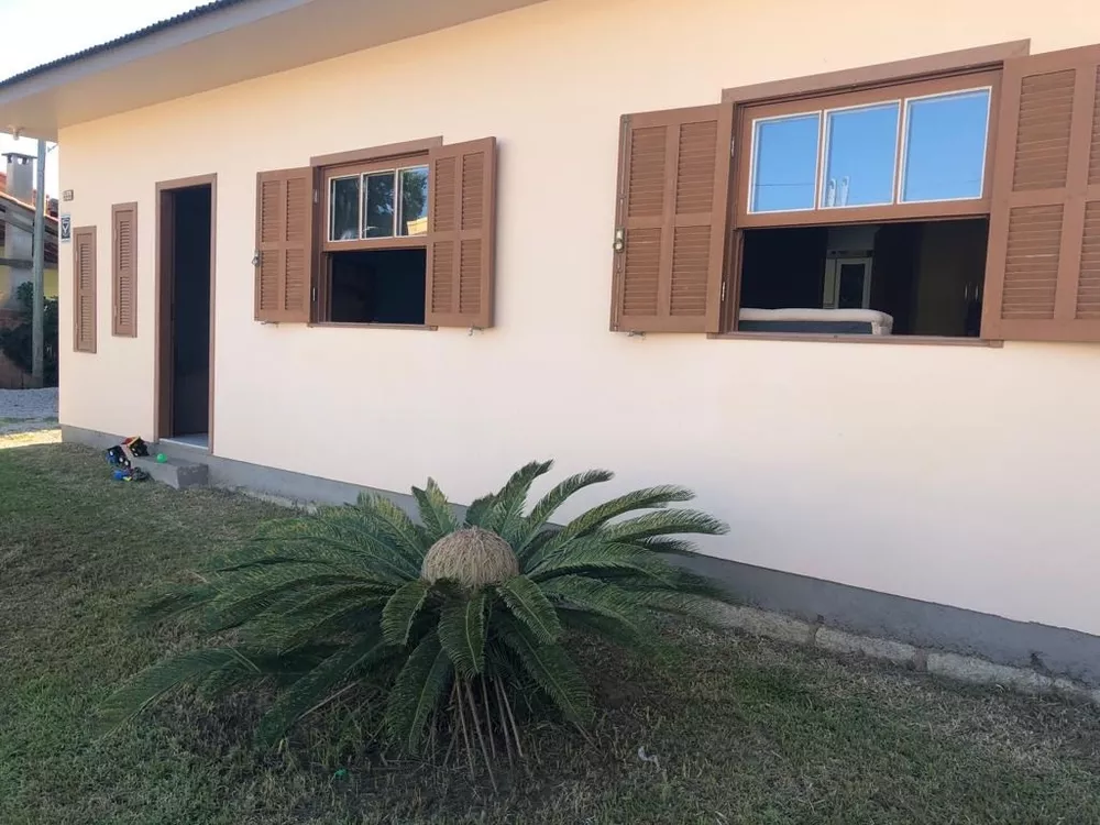 Casa à venda com 5 quartos, 160m² - Foto 2