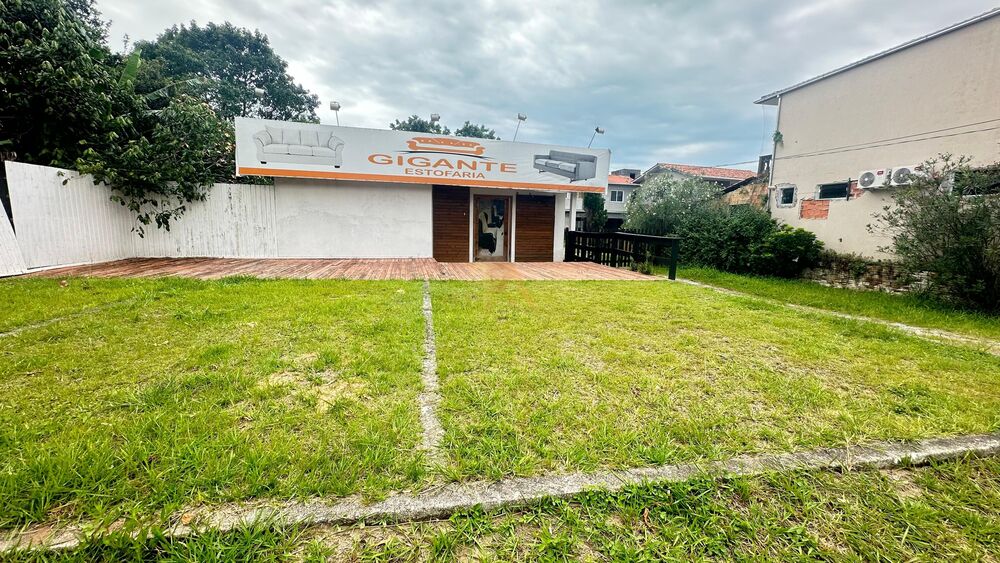 Loteamento e Condomínio, 1080 m² - Foto 1