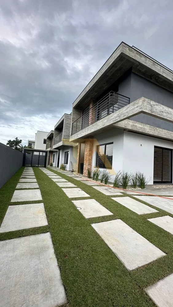 Casa à venda com 2 quartos, 92m² - Foto 3