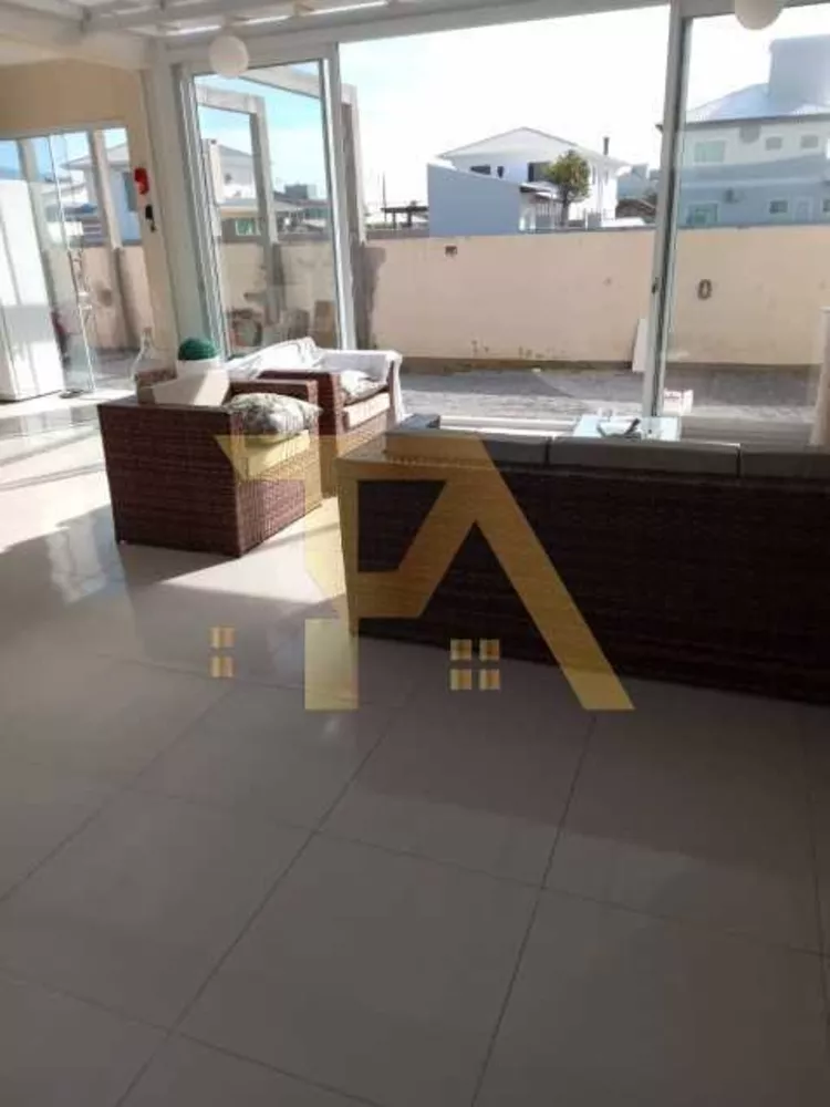Casa, 4 quartos, 240 m² - Foto 11