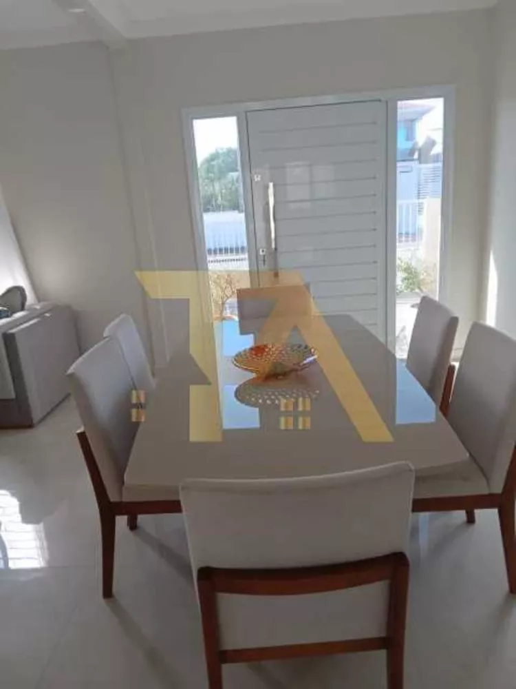 Casa, 4 quartos, 240 m² - Foto 14