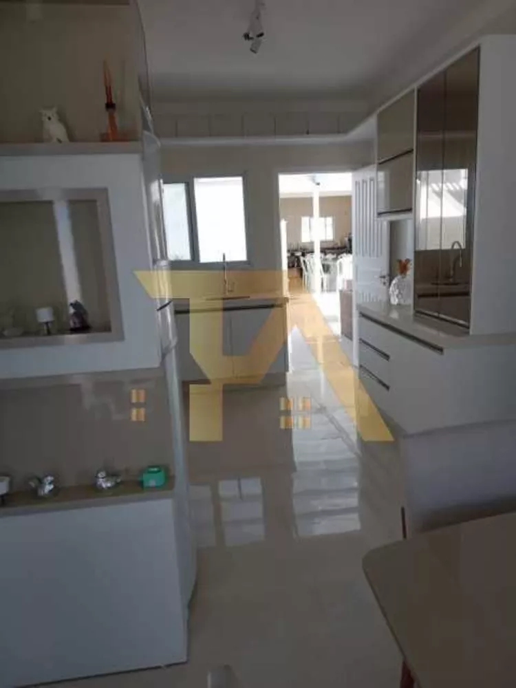 Casa, 4 quartos, 240 m² - Foto 9