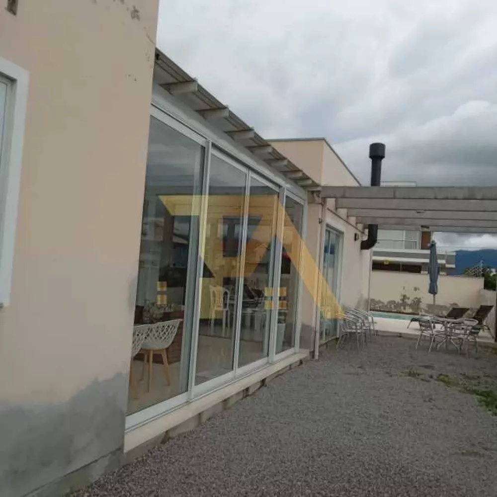 Casa, 4 quartos, 240 m² - Foto 4