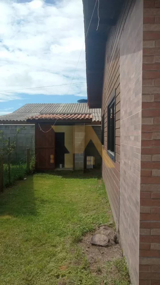 Casa à venda com 4 quartos, 100m² - Foto 4