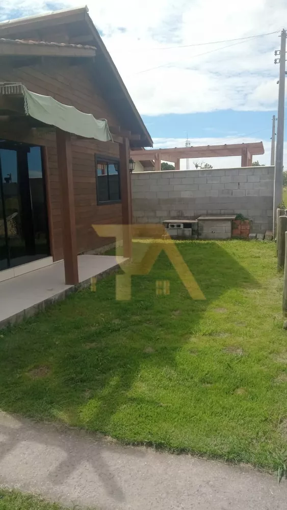 Casa à venda com 4 quartos, 100m² - Foto 3