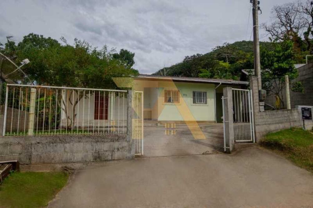 Casa, 1 quarto, 90 m² - Foto 1