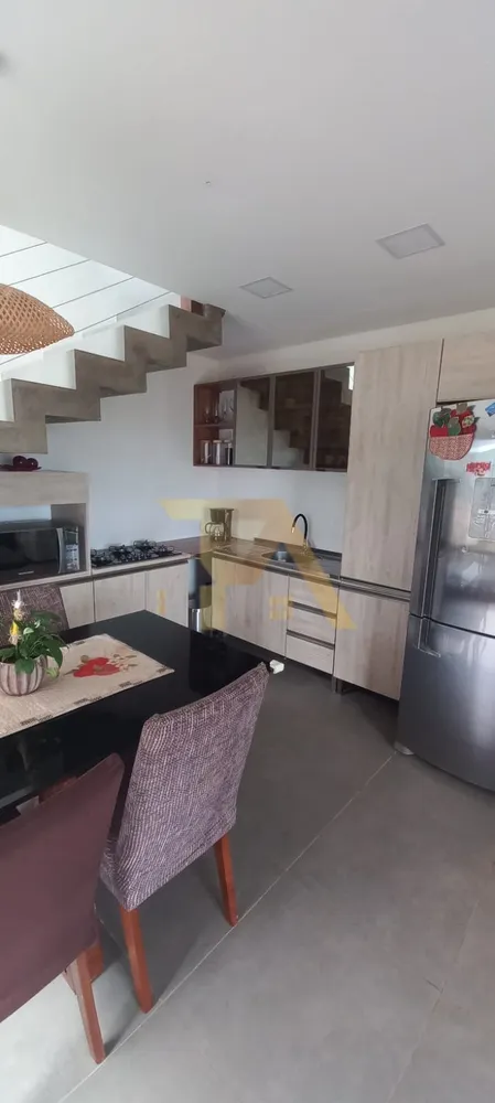 Casa, 3 quartos - Foto 2