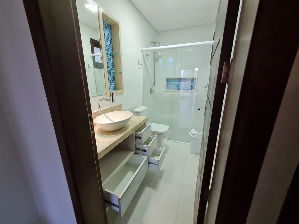 Casa, 3 quartos, 240 m² - Foto 11