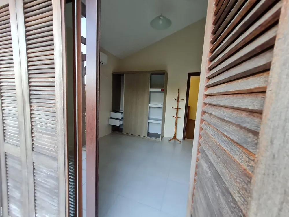 Casa, 3 quartos, 240 m² - Foto 16