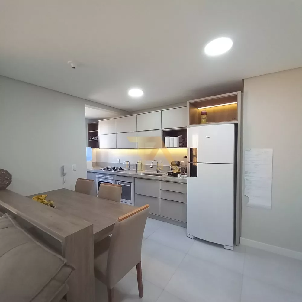 Apartamento à venda com 2 quartos, 68m² - Foto 1