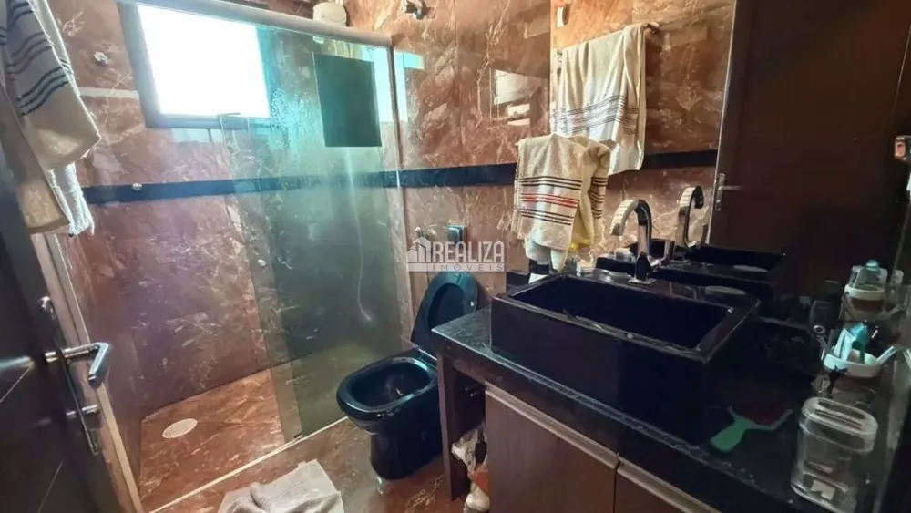 Casa, 2 quartos, 255 m² - Foto 1