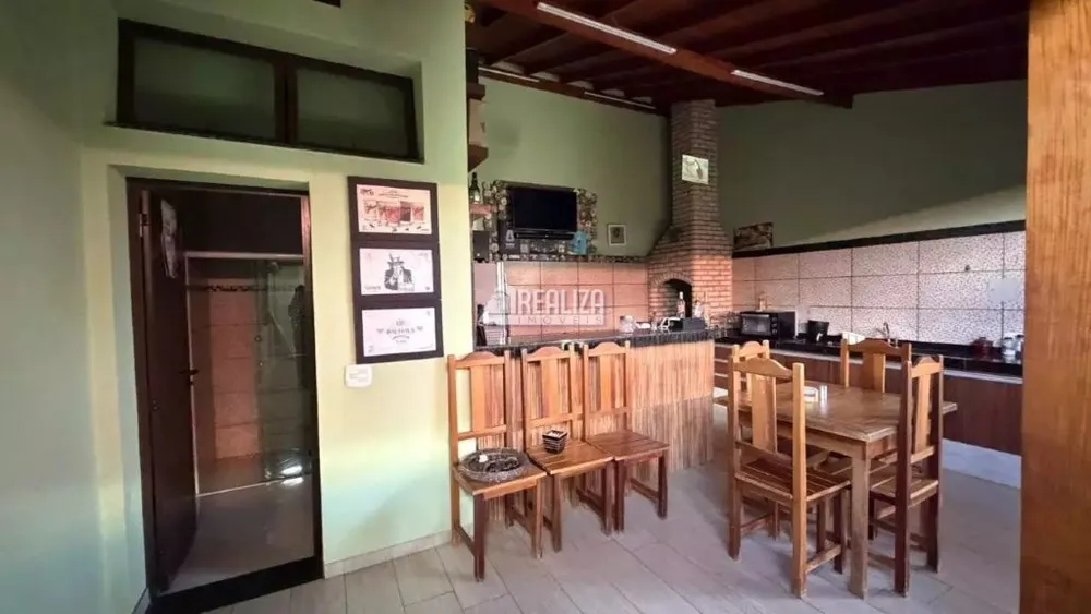 Casa, 2 quartos, 255 m² - Foto 11