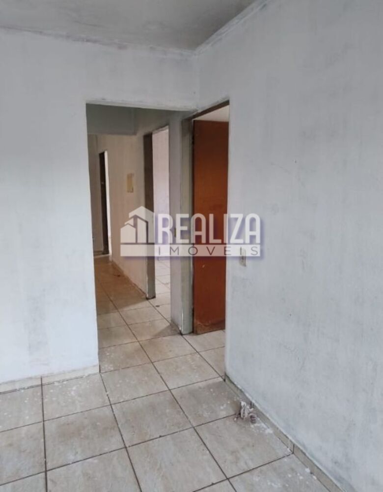 Casa à venda com 3 quartos, 70m² - Foto 3