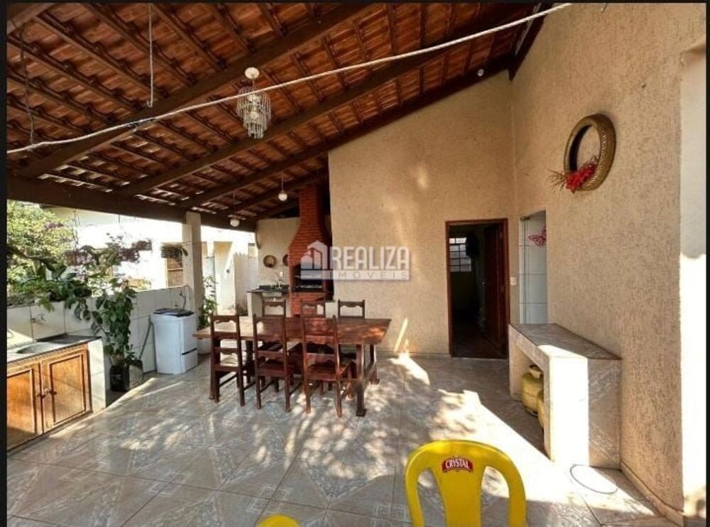 Casa, 4 quartos, 181 m² - Foto 3