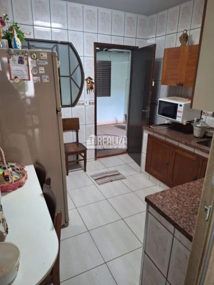 Casa, 3 quartos, 226 m² - Foto 6