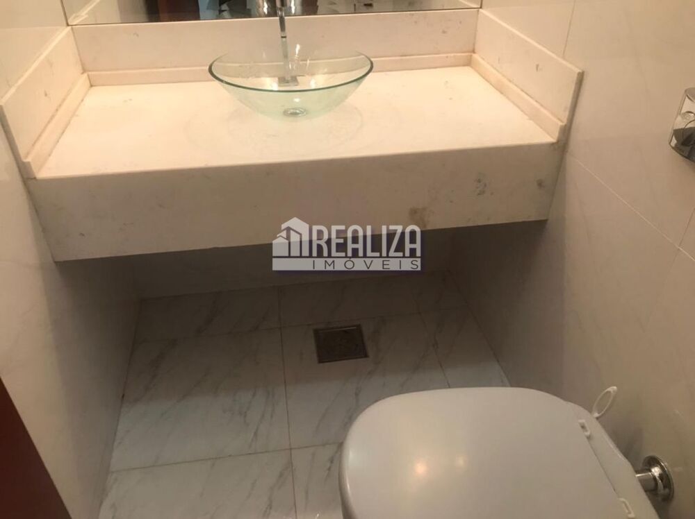 Casa, 3 quartos, 205 m² - Foto 8