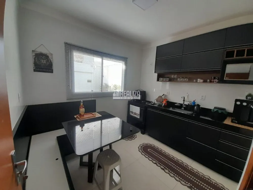 Casa, 2 quartos, 141 m² - Foto 2