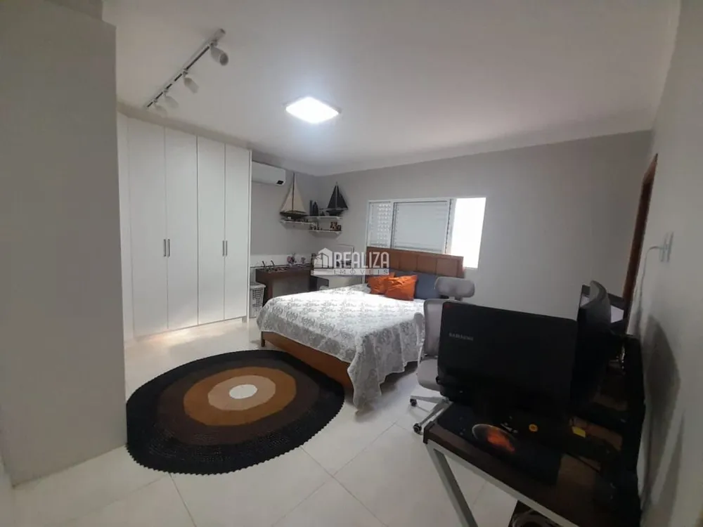 Casa, 2 quartos, 141 m² - Foto 1