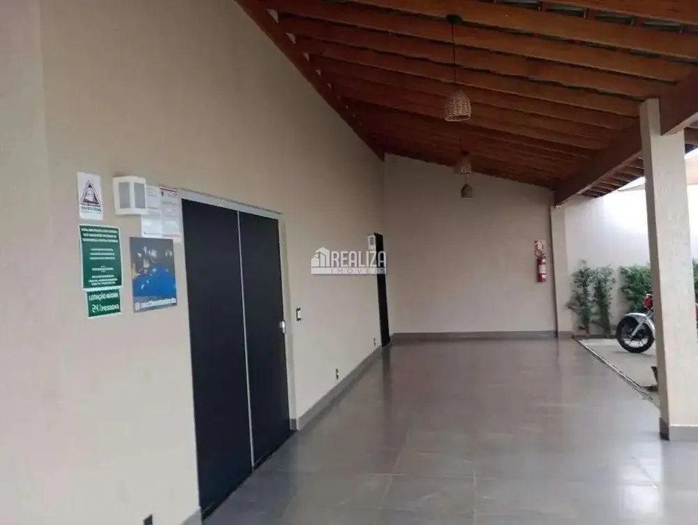 Casa, 3 quartos, 360 m² - Foto 2