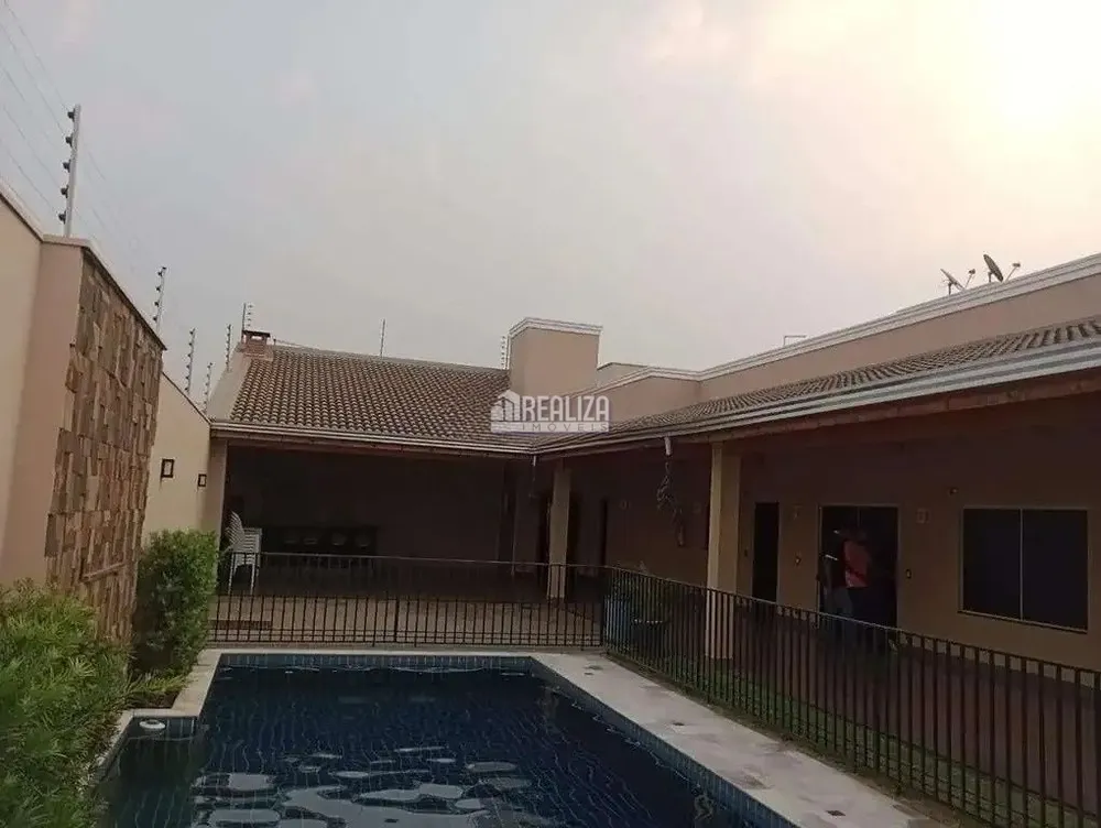 Casa, 3 quartos, 360 m² - Foto 1