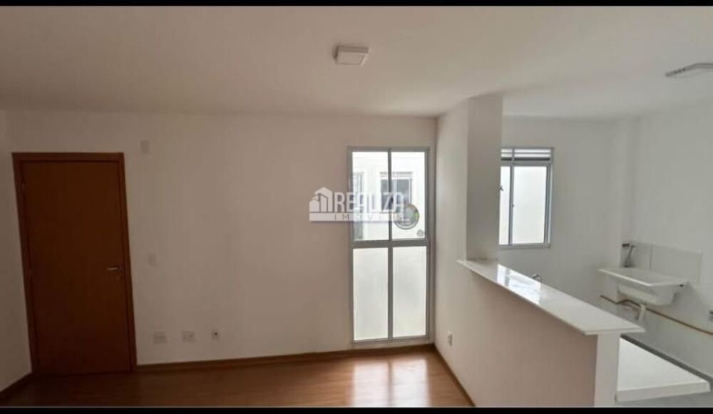 Apartamento à venda e aluguel com 2 quartos, 50m² - Foto 2
