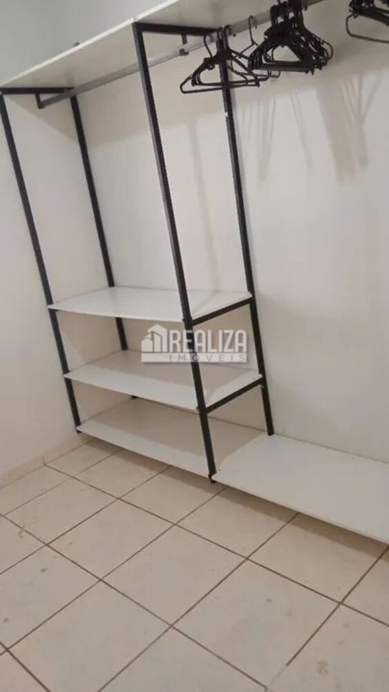 Casa de Condomínio para alugar com 2 quartos, 100m² - Foto 9