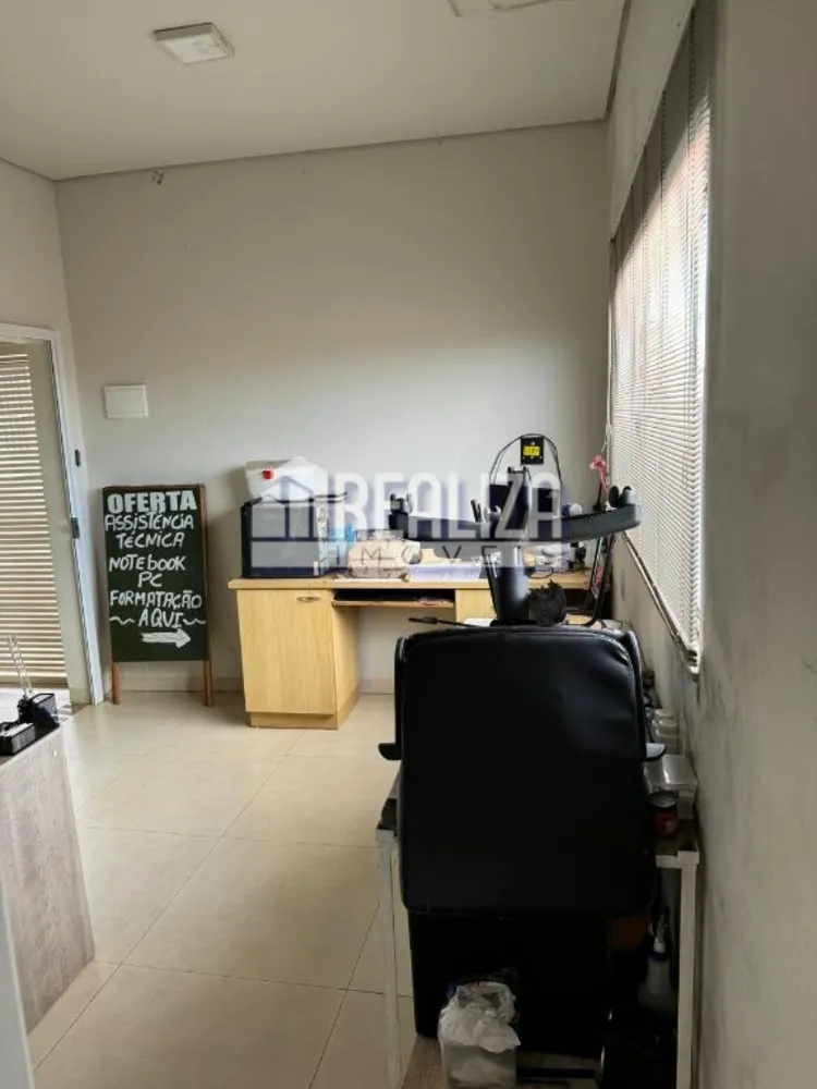 Casa, 4 quartos, 250 m² - Foto 16