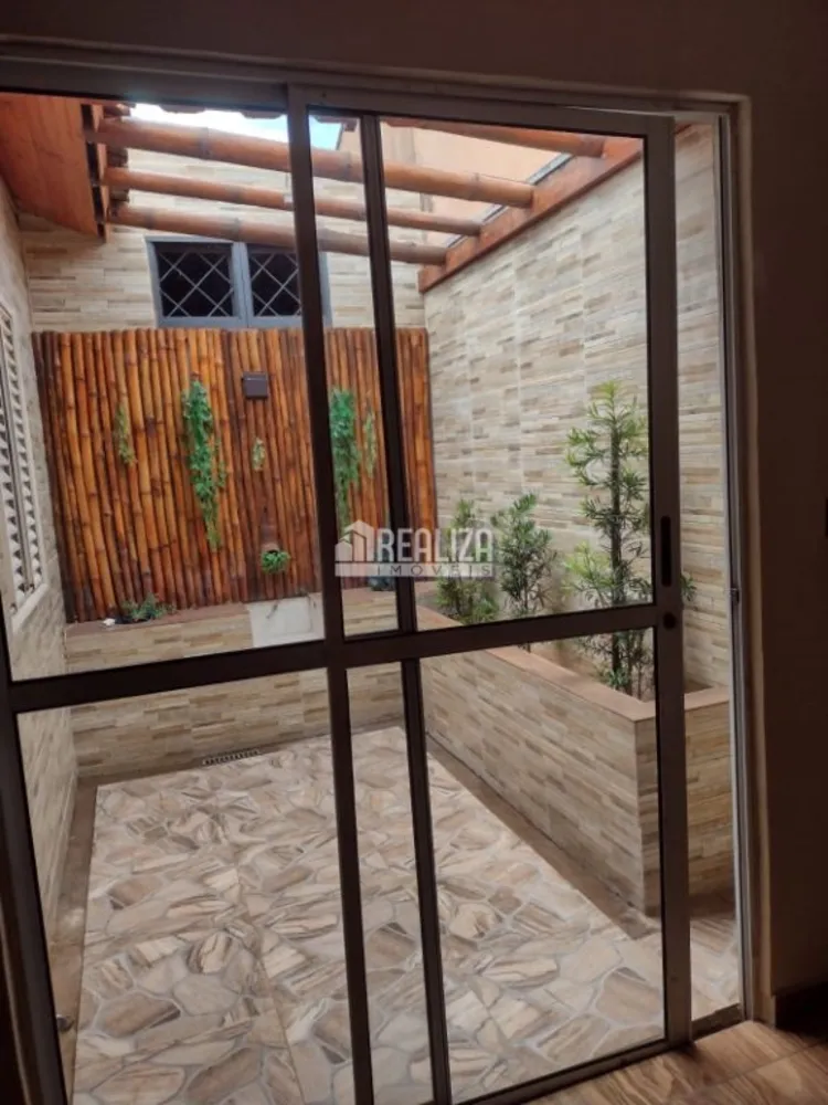 Casa, 2 quartos, 150 m² - Foto 2