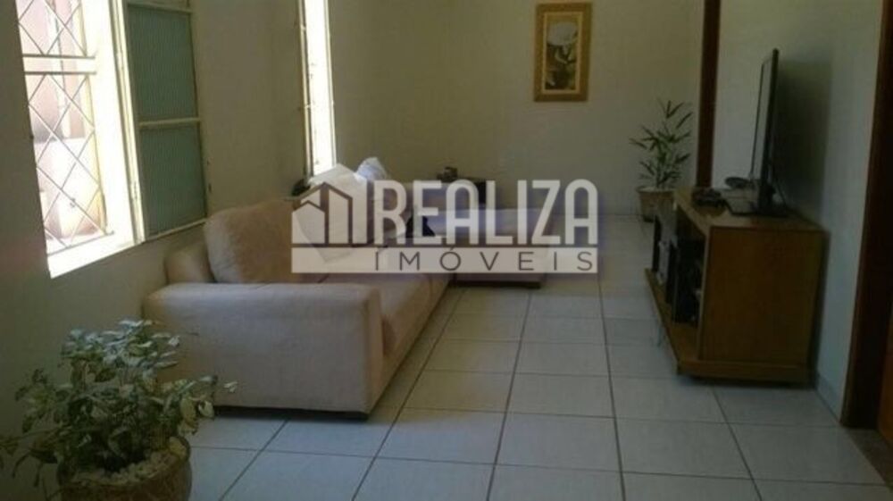Casa, 3 quartos, 140 m² - Foto 2
