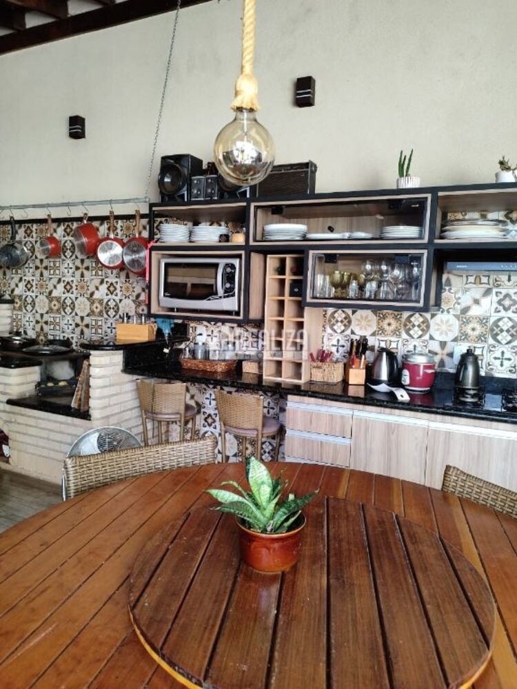 Casa à venda com 3 quartos, 183m² - Foto 6