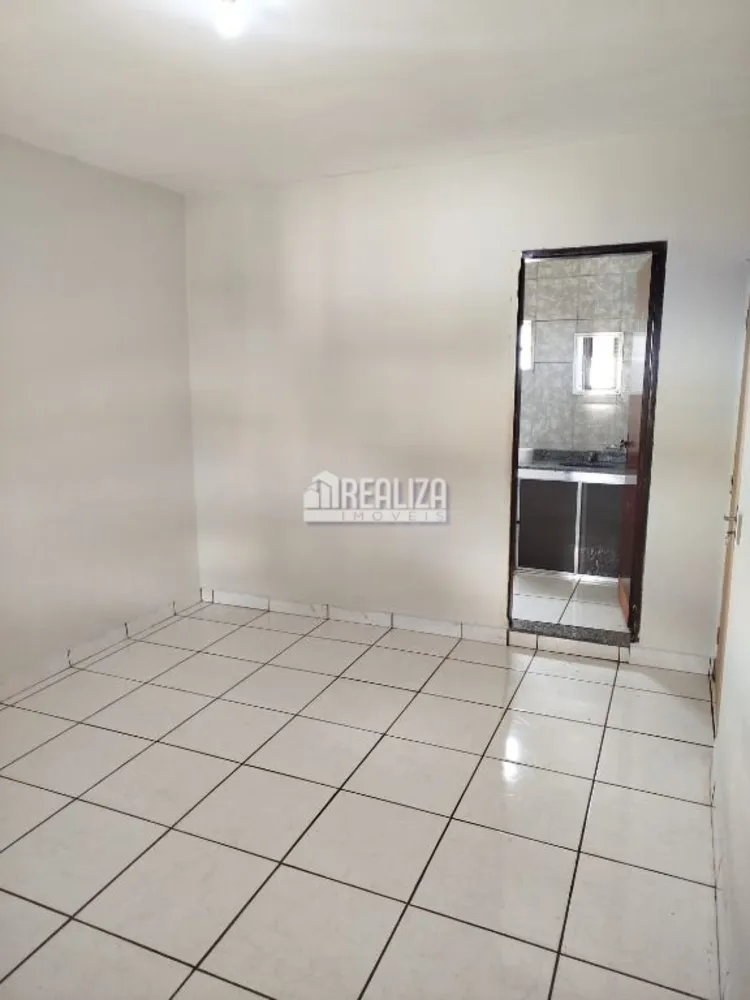 Casa, 5 quartos, 214 m² - Foto 3