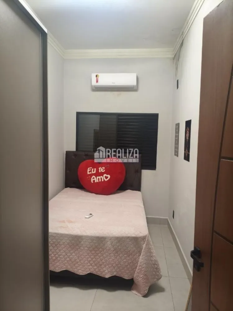 Casa, 2 quartos, 166 m² - Foto 1