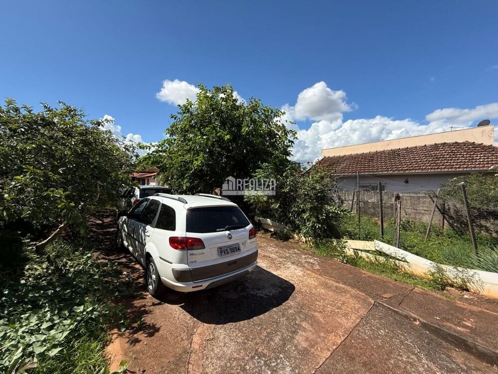 Casa, 5 quartos, 350 m² - Foto 2