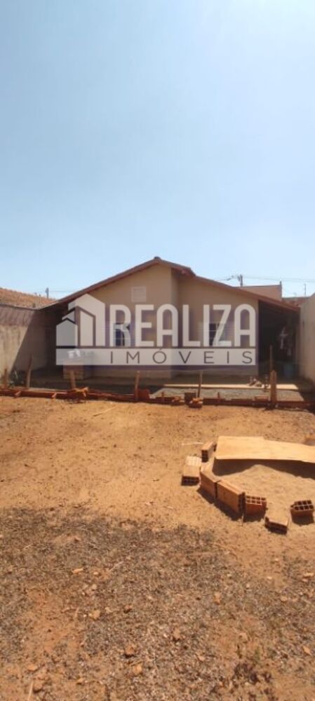 Casa à venda com 3 quartos, 62m² - Foto 6