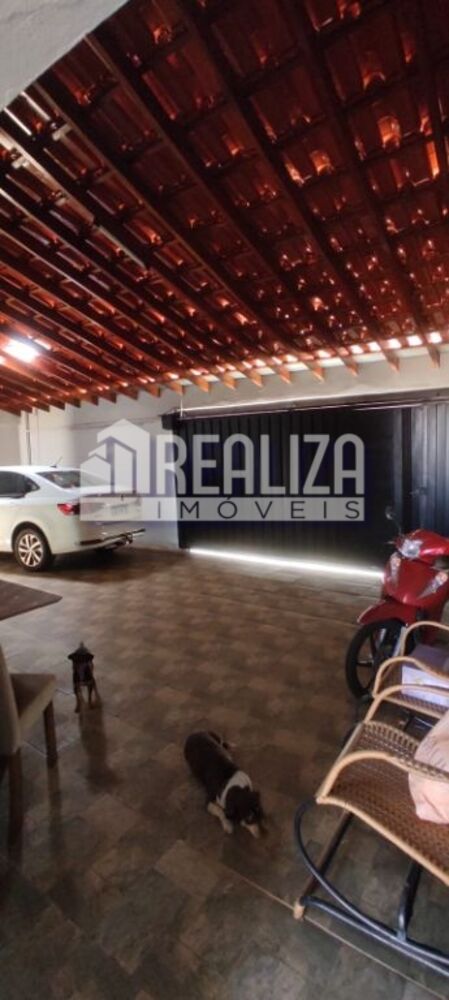 Casa à venda com 3 quartos, 62m² - Foto 5