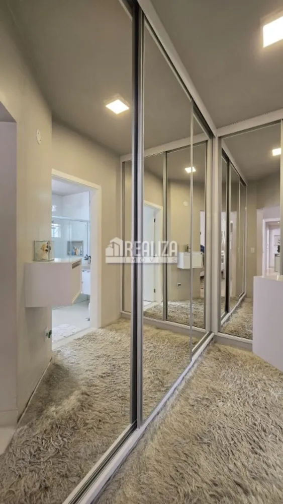 Casa, 3 quartos, 180 m² - Foto 2