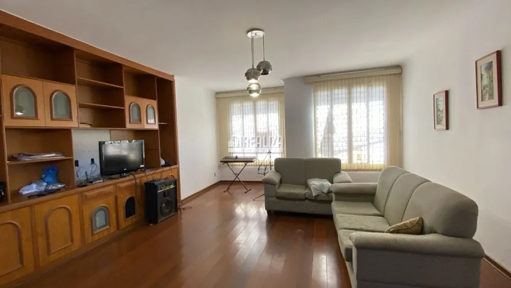 Casa, 3 quartos, 174 m² - Foto 2