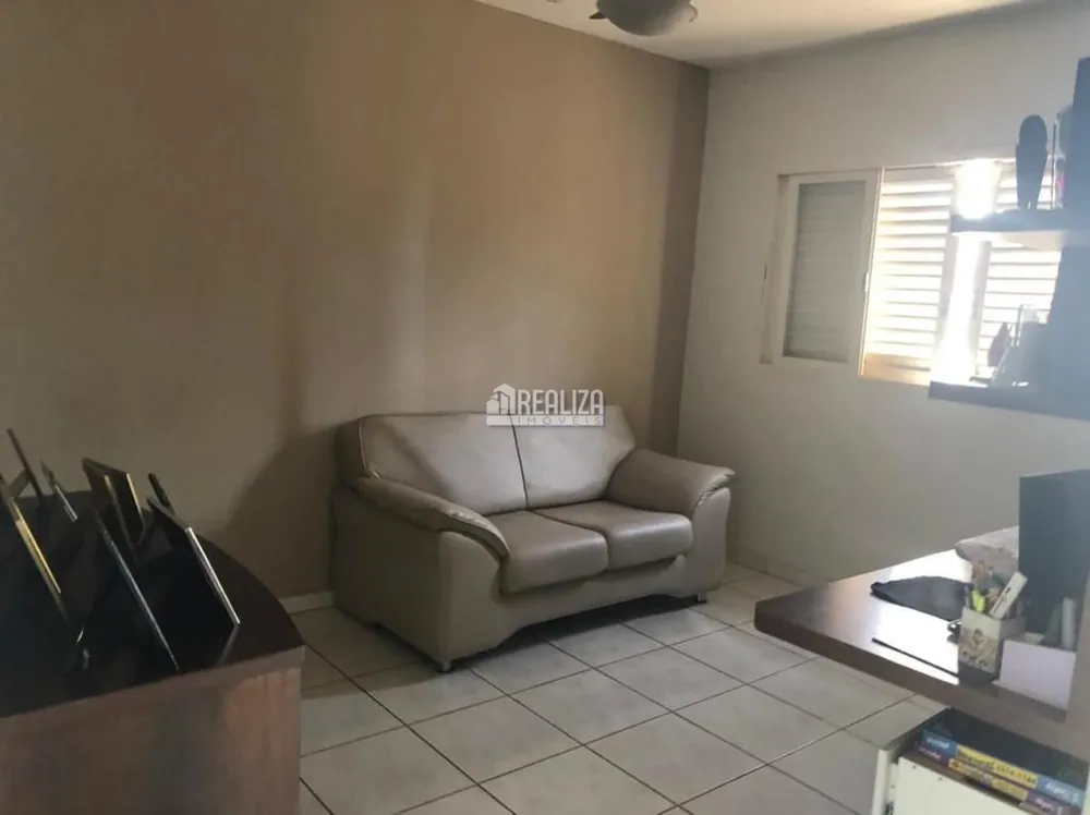 Casa, 2 quartos, 240 m² - Foto 8