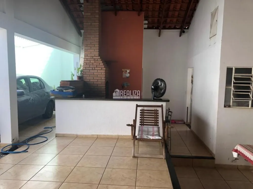 Casa, 2 quartos, 240 m² - Foto 10