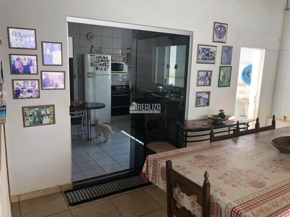 Casa, 2 quartos, 240 m² - Foto 9