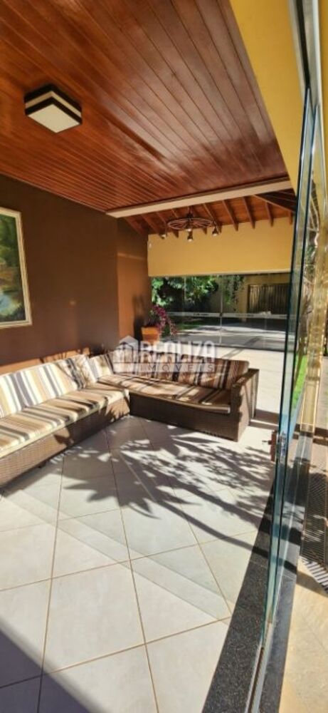 Casa à venda com 3 quartos, 504m² - Foto 3