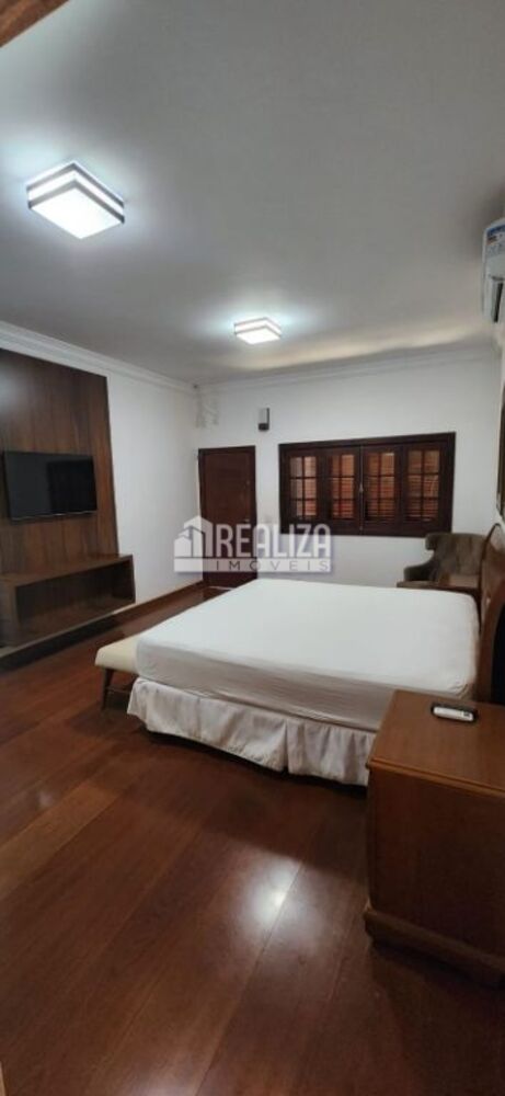 Casa à venda com 3 quartos, 504m² - Foto 5