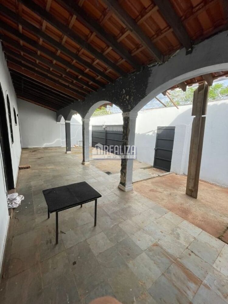 Casa, 3 quartos, 175 m² - Foto 2