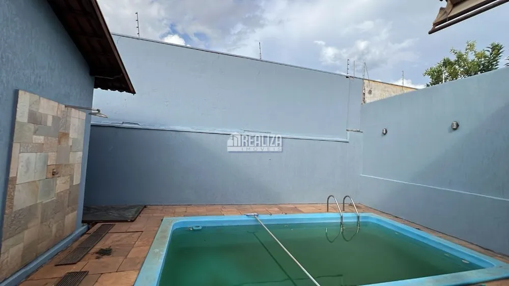 Casa, 3 quartos, 187 m² - Foto 1