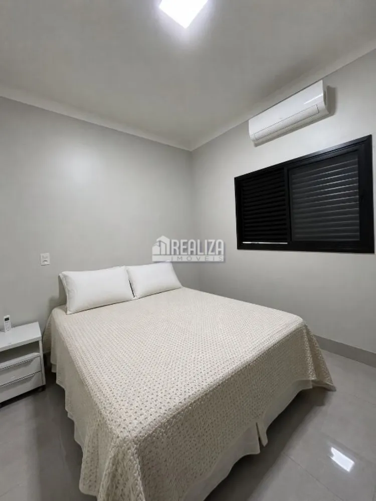Casa, 4 quartos, 260 m² - Foto 3