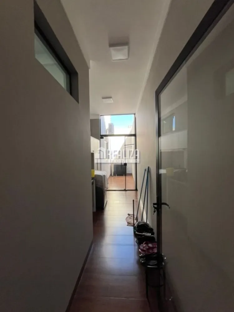 Casa, 4 quartos, 260 m² - Foto 2