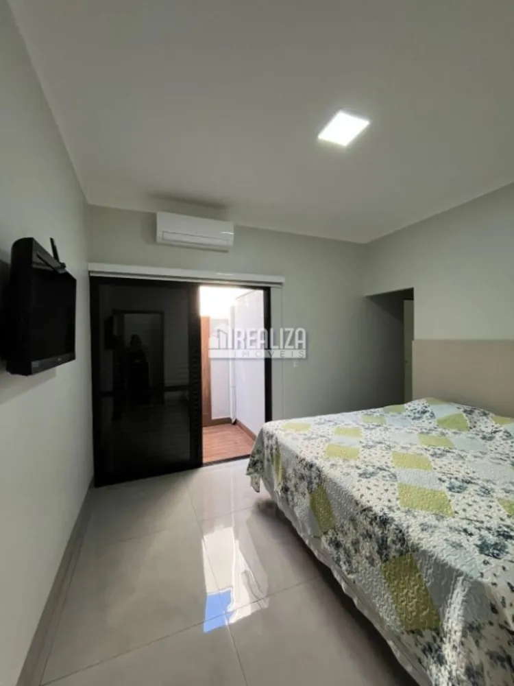 Casa, 4 quartos, 260 m² - Foto 9