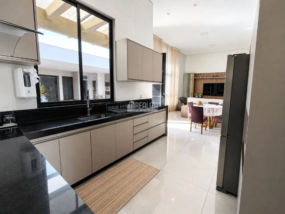 Casa, 4 quartos, 260 m² - Foto 5