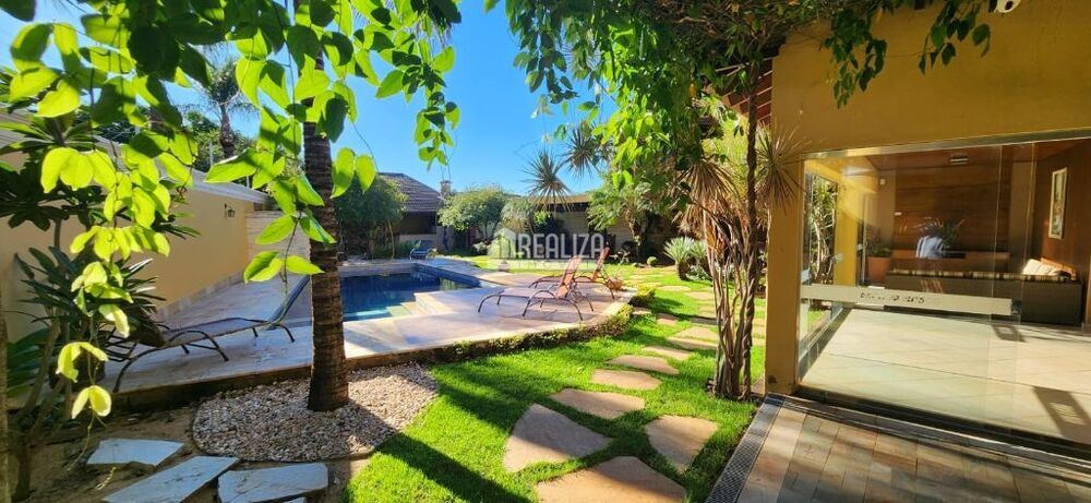 Casa, 4 quartos, 93 m² - Foto 1